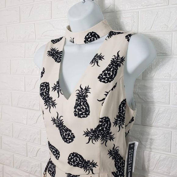Design Lab Lord & Taylor Pineapple Romper - Picture 2 of 6